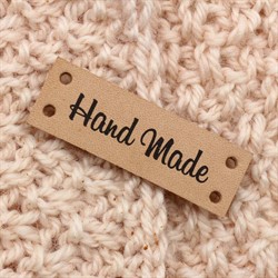 Кожаная бирка пришивная  "Hand Made" 1.4*4см  1 шт.